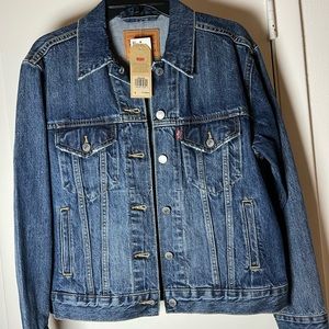 Original Levi’s denim jacket.
